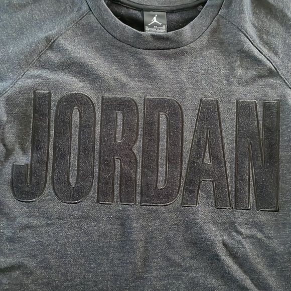 Jordan crop top - Picture 2 of 5